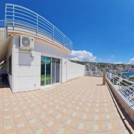 Johan's Modern Penthouse Saranda